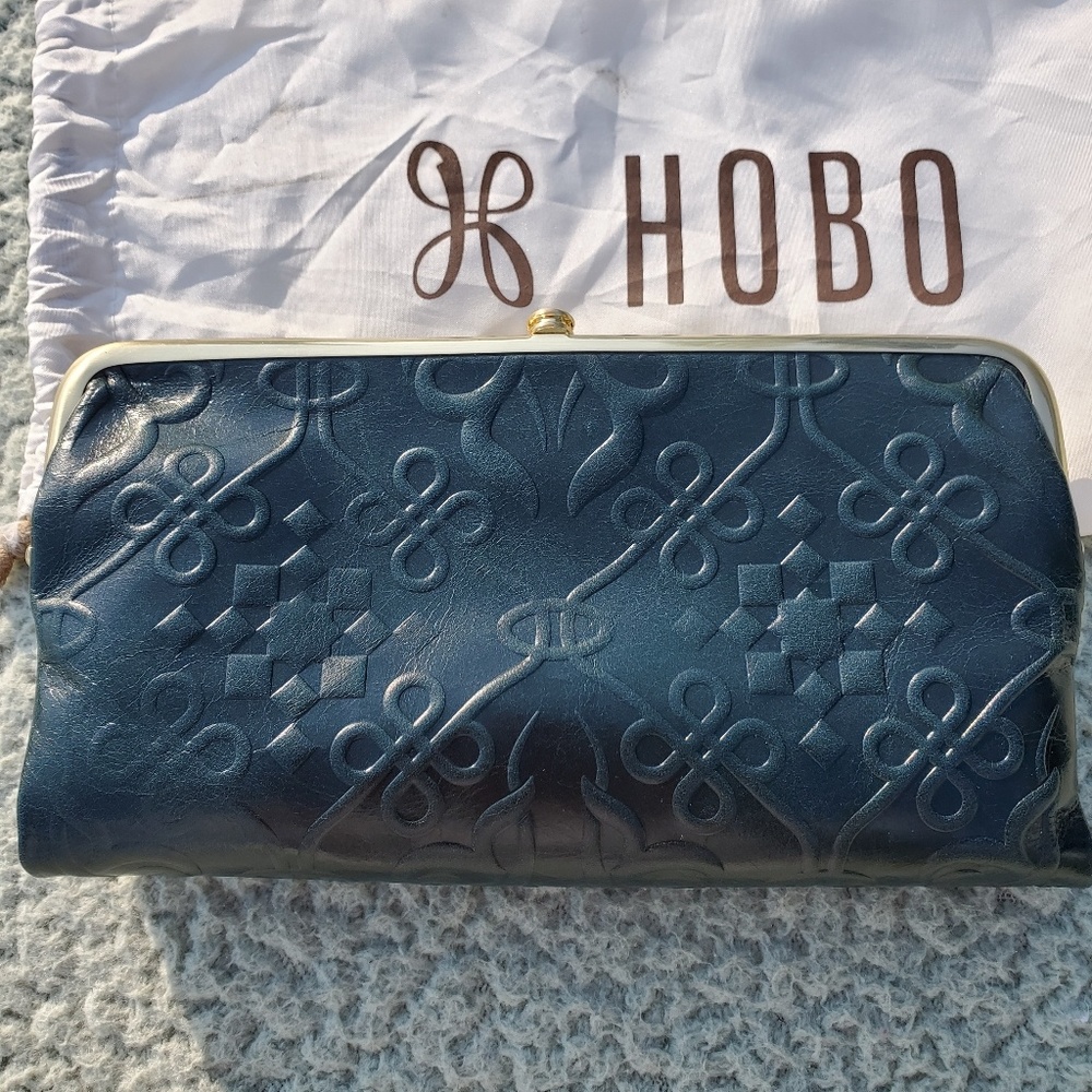 HOBO Lauren wallet/clutch